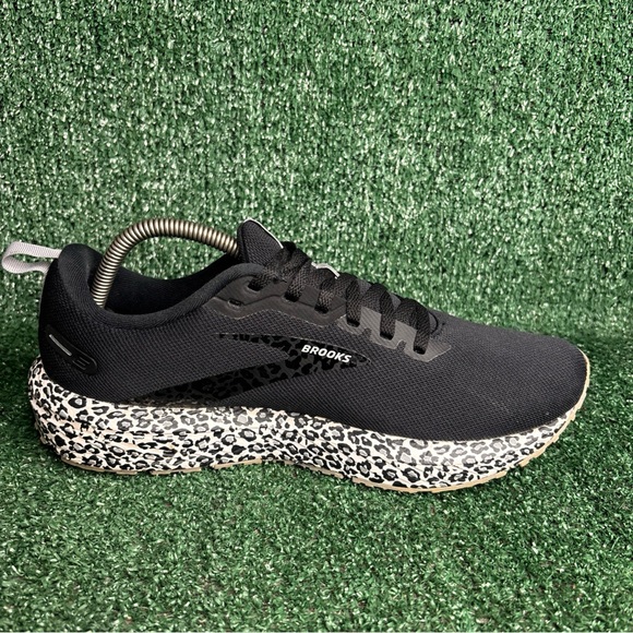 Brooks Revel 6 Womens Running Shoes Black Leopard Print 1203861B116 Size 10.5 - Picture 6 of 12